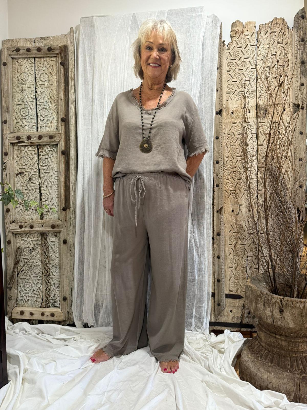 HA-CL-79330 BILLIE PANTS - LIGHT COTTON PANTS WITH FRINGING DETAIL. MADE IN ITALY. FREE SIZE 8-14. 100% COTTON.