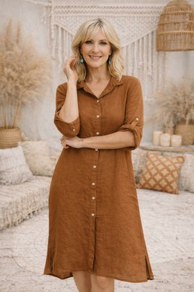 HA-CL-15044 ADELINE - LINEN 3/4 LENGTH SHIRT DRESS/JACKET WITH POCKETS. LONGER LENGTH AT THE BACK. FREE SIZE 8-16. MADE IN ITALY. 100% LINEN