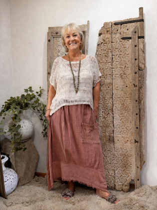 HA-CL-15045 MORGAN - LINEN SKIRT WITH FEATURE POCKET AND HEM. FREE SIZE 8-16.