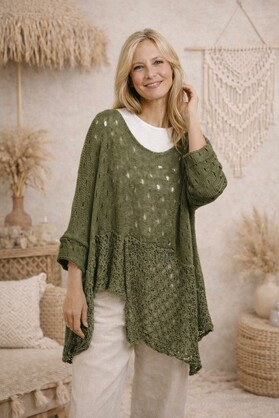 HA-CL-15067 KYLIE -  RELAX FIT KNIT WITH UNEVEN HEM LINE. MADE IN ITALY. FREE SIZE FITS 8-16.