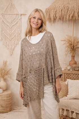 HA-CL-15067 KYLIE -  RELAX FIT KNIT WITH UNEVEN HEM LINE. MADE IN ITALY. FREE SIZE FITS 8-16.