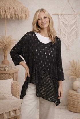 HA-CL-15067 KYLIE -  RELAX FIT KNIT WITH UNEVEN HEM LINE. MADE IN ITALY. FREE SIZE FITS 8-16.