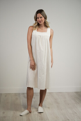 Dellina Embroidered White Cotton Nightdress