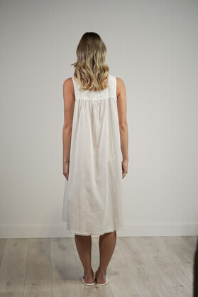 Dellina Embroidered White Cotton Nightdress