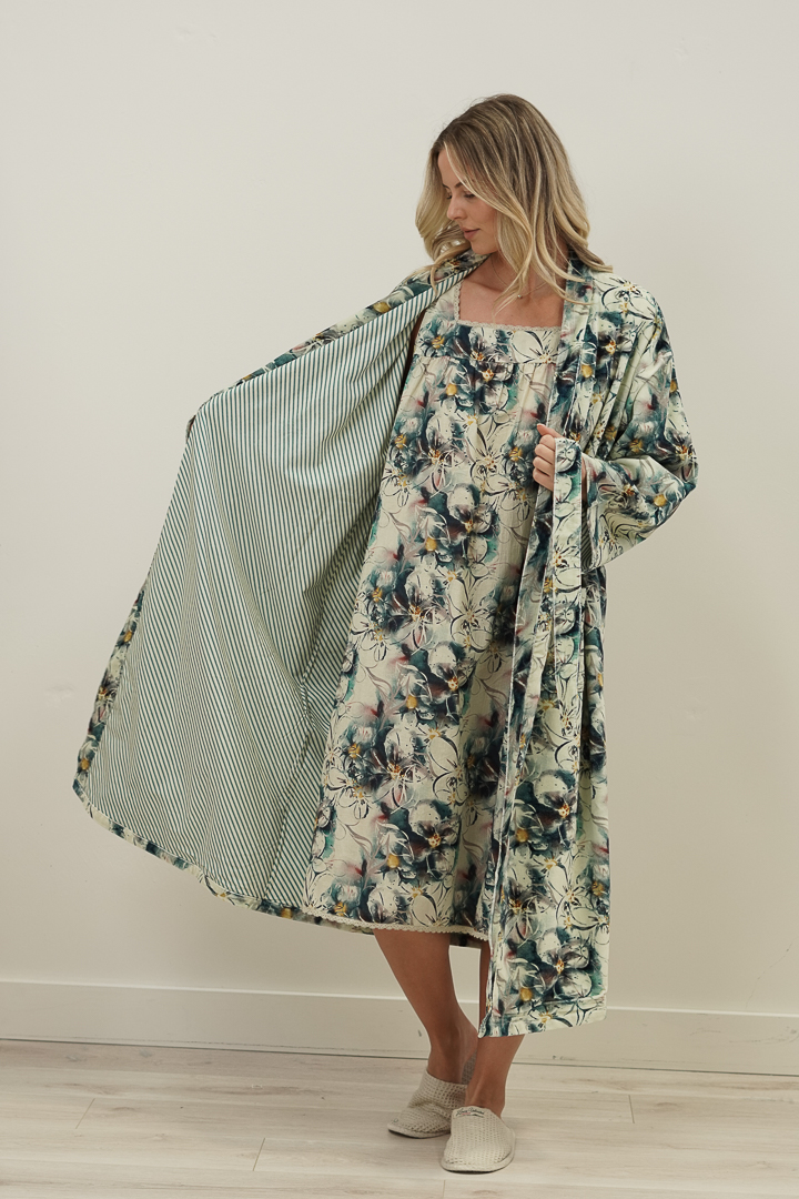 Coastal Botanica Blue Velvet Robe