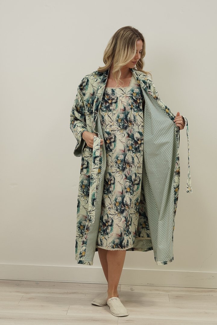 Coastal Botanica Blue Velvet Robe