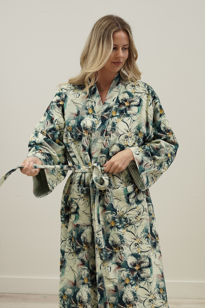 Coastal Botanica Blue Velvet Robe