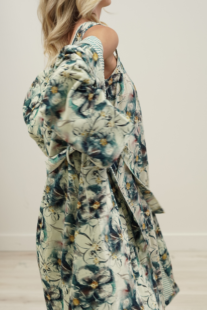Coastal Botanica Blue Velvet Robe