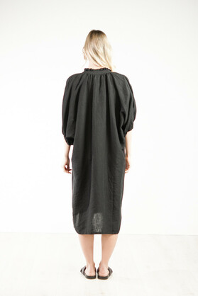 Orabella V-Neck Dress Black (With Pockets!)