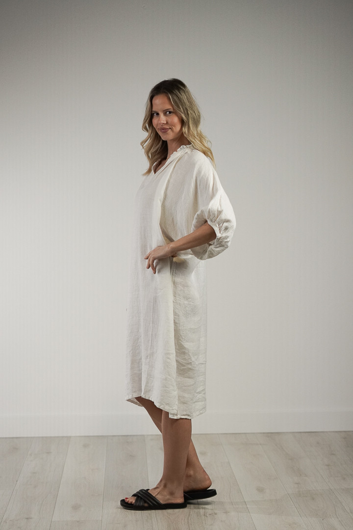 Orabella V-Neck Dress White (With Pockets!)