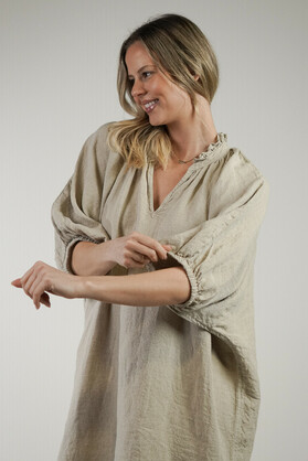 Orabella V-neck Dress Natural (With Pockets)