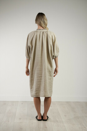 Orabella V-neck Dress Natural (With Pockets)