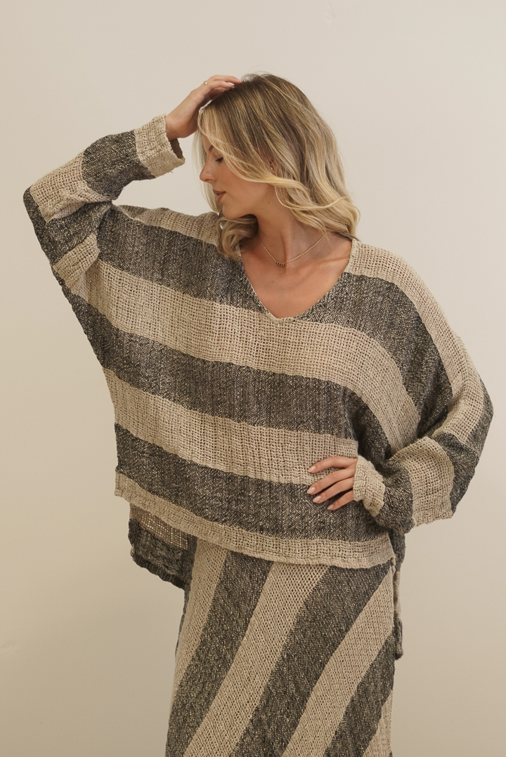 Franca Sleeve Top Natural & Black