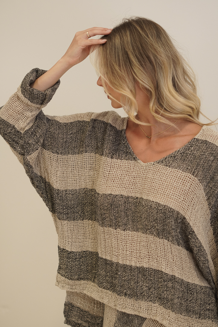 Franca Sleeve Top Natural & Black