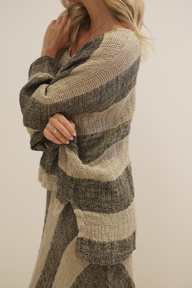 Franca Sleeve Top Natural & Black