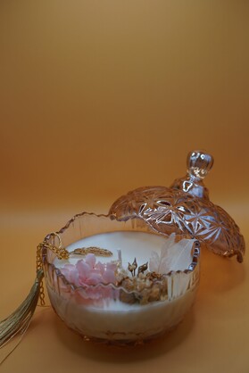 Women Aromatherapy Fragrance Scented Candle Hamper-2 Scents