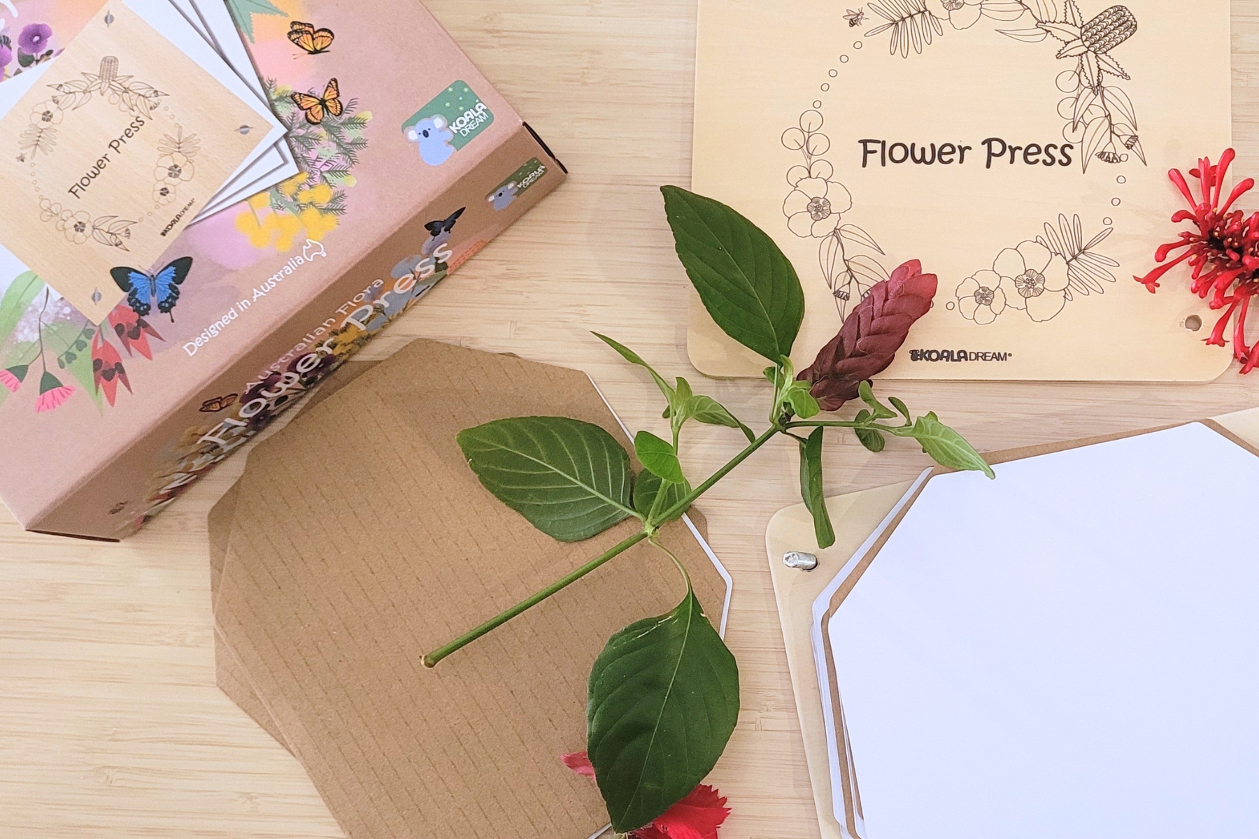 AUSTRALIAN FLORA FLOWER PRESS CRAFT KIT