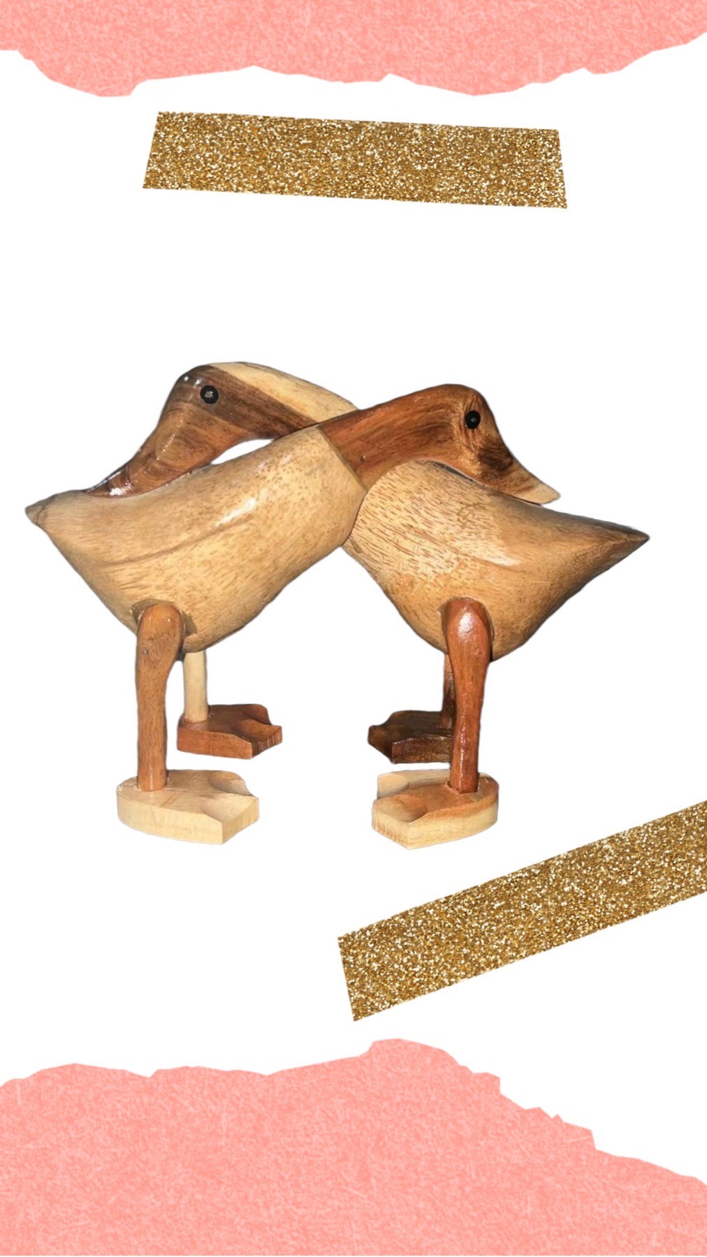 WOODEN DUCKS HUGGING - PLAIN