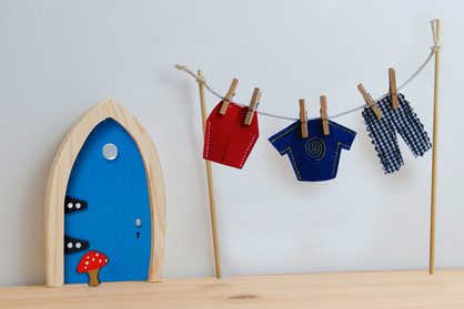 Irish Fairy Doors - Fairy Clothesline