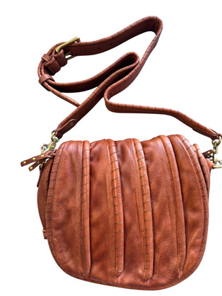 Camber Shoulder Bag Tan
