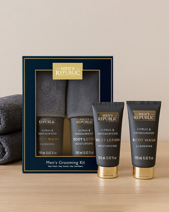 Men's Republic Grooming and Slippers Kit