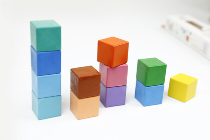 Cube+Acorn+Bead Crayons Assorted Carton Display