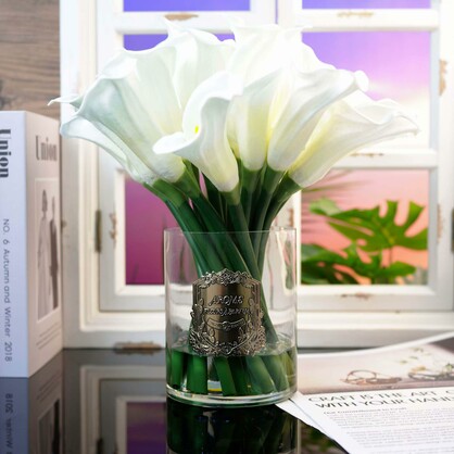 White Lilly Floral Arrangement