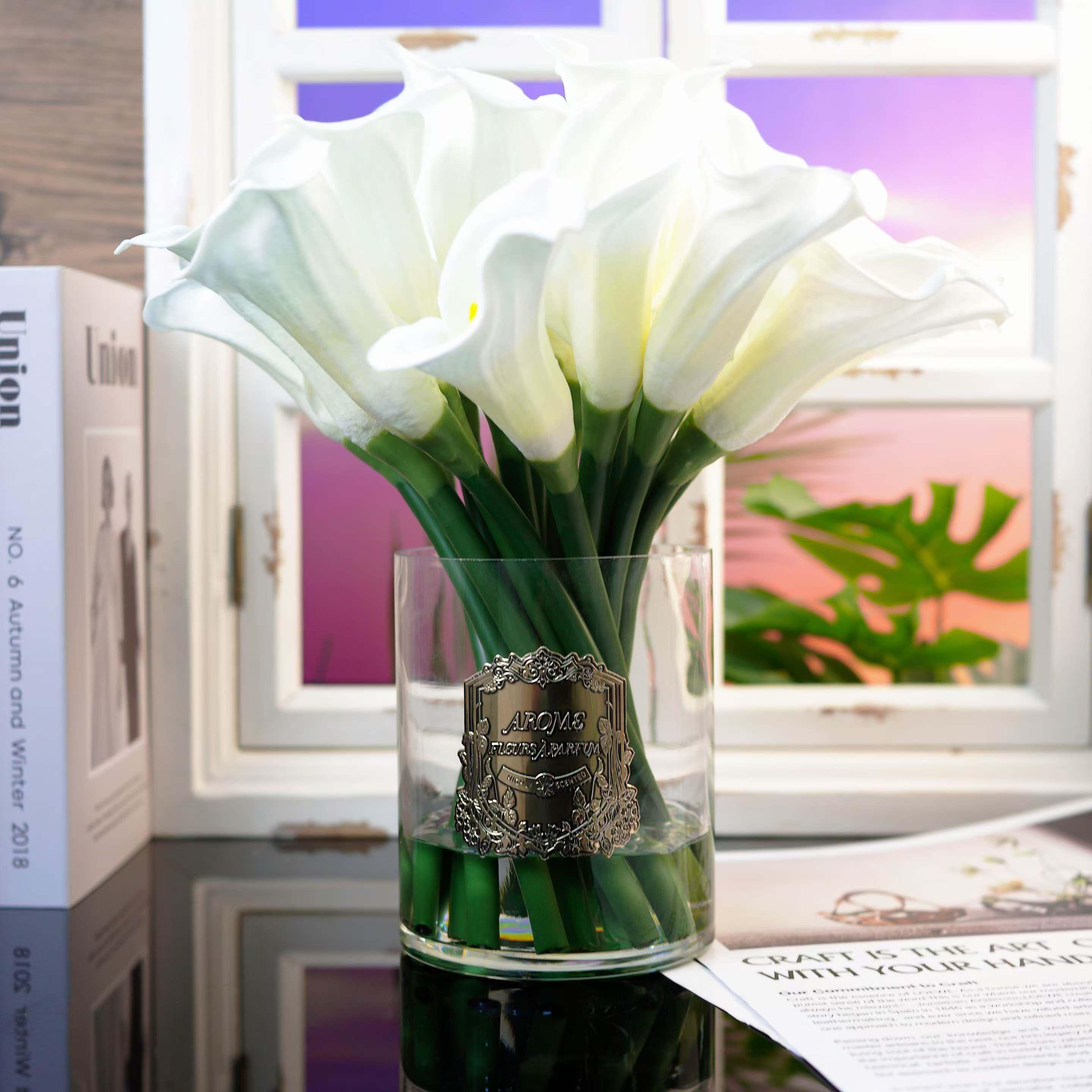 White Lilly Floral Arrangement