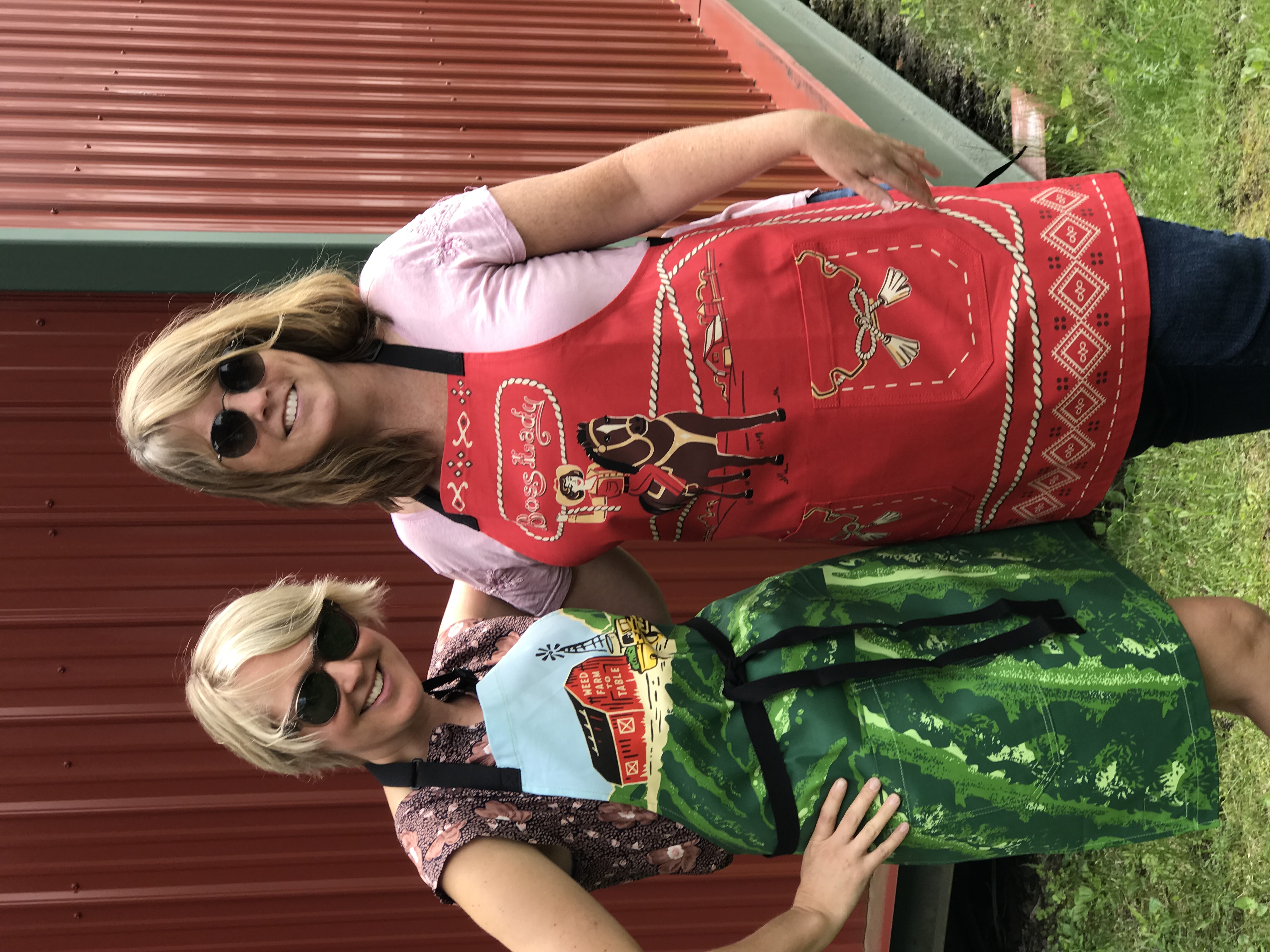 APRON - Weed Farm To Table