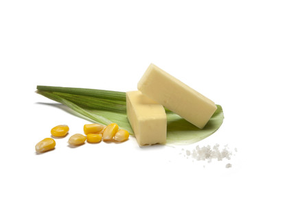 Spredo - Butter Spreader & Salt Shaker