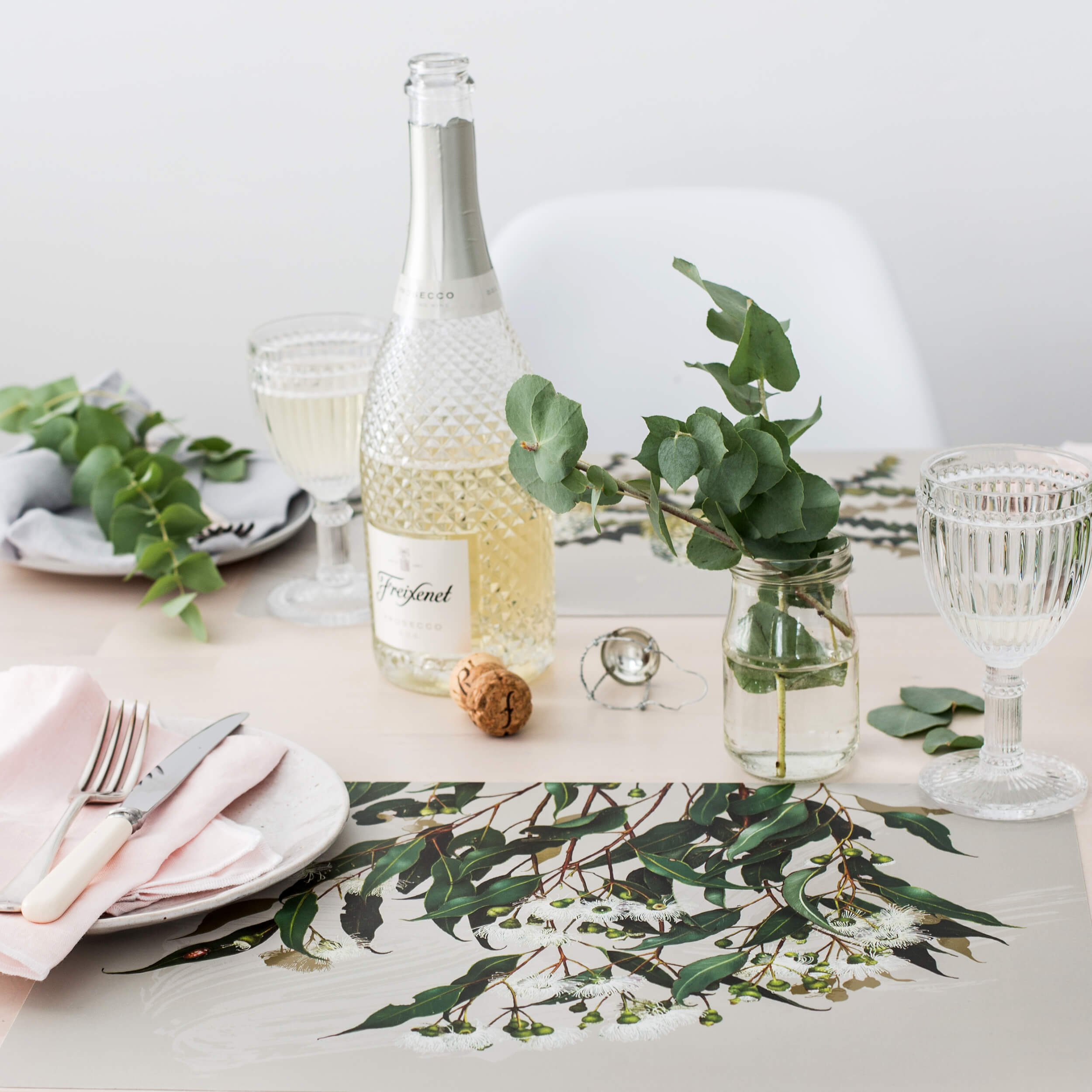 White Collection Dining Placemats
