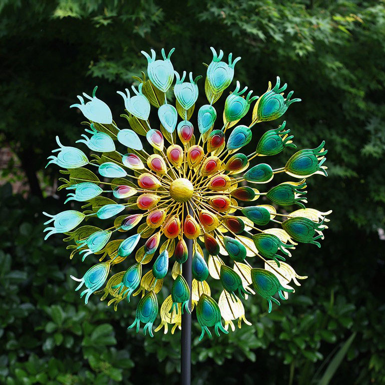 HHF3046 - PEACOCK WIND SPINNER