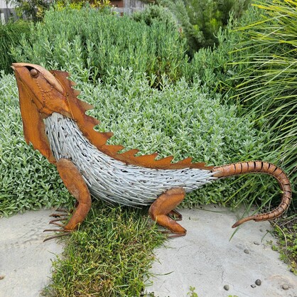 BHB17339 - SILVER LIZARD