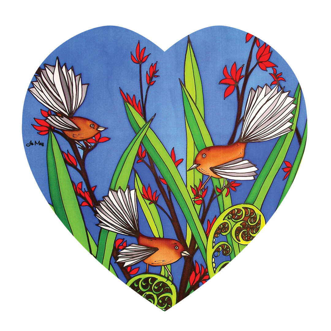 JMHT06 Jo May 3D Textured Ceramic Heart Wall Hanging - Fantails
