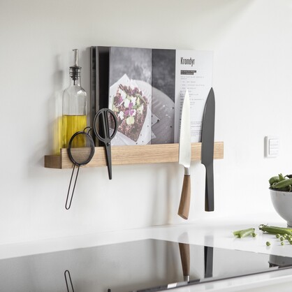Magnetic Shelves | By Signe Wirth Engelund