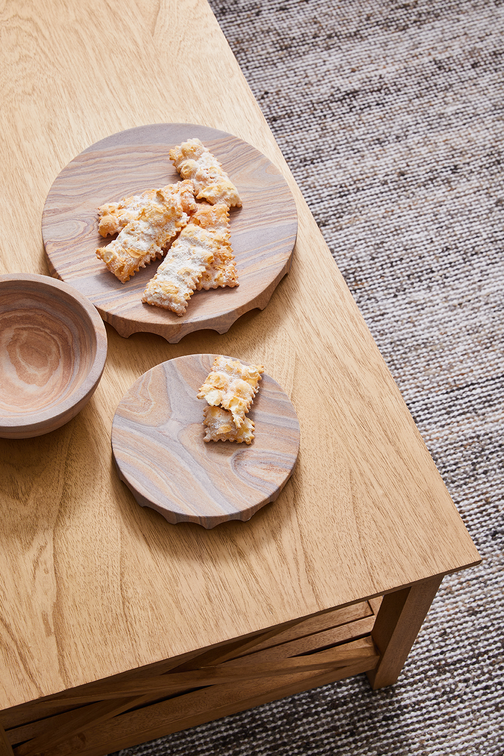 Riley Tray Large 30x30x4cm Rainbow Sandstone