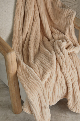 Fleur Darling Fluffy Blanket 130x180cm Beige