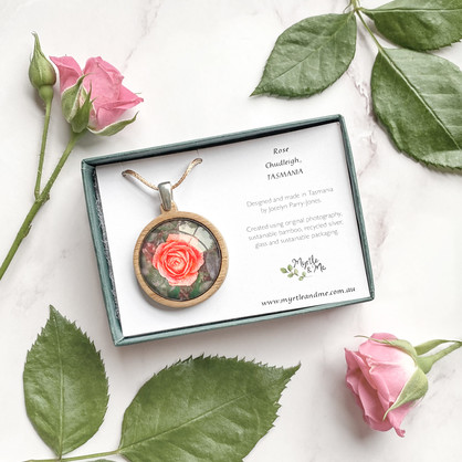 Rose Pendants - Bamboo
