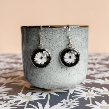 Everlasting Daisy - Drop Earrings