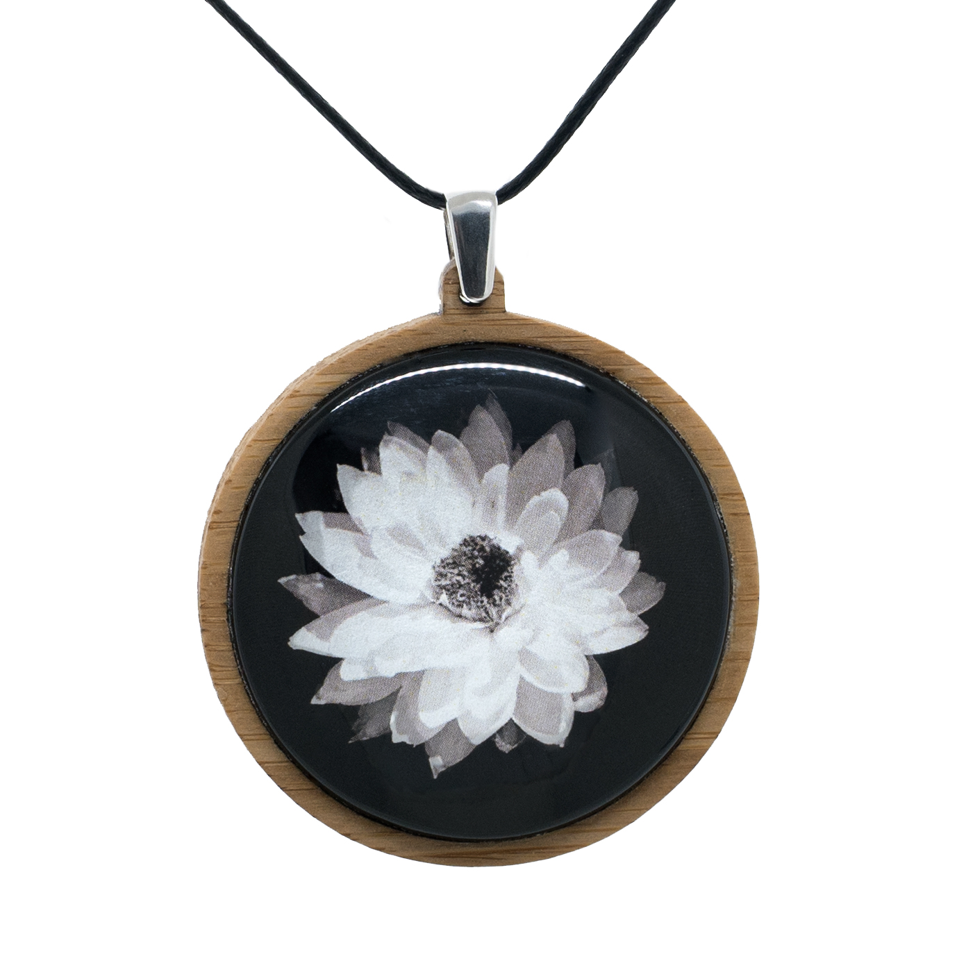 Everlasting Daisy Pendants - Bamboo