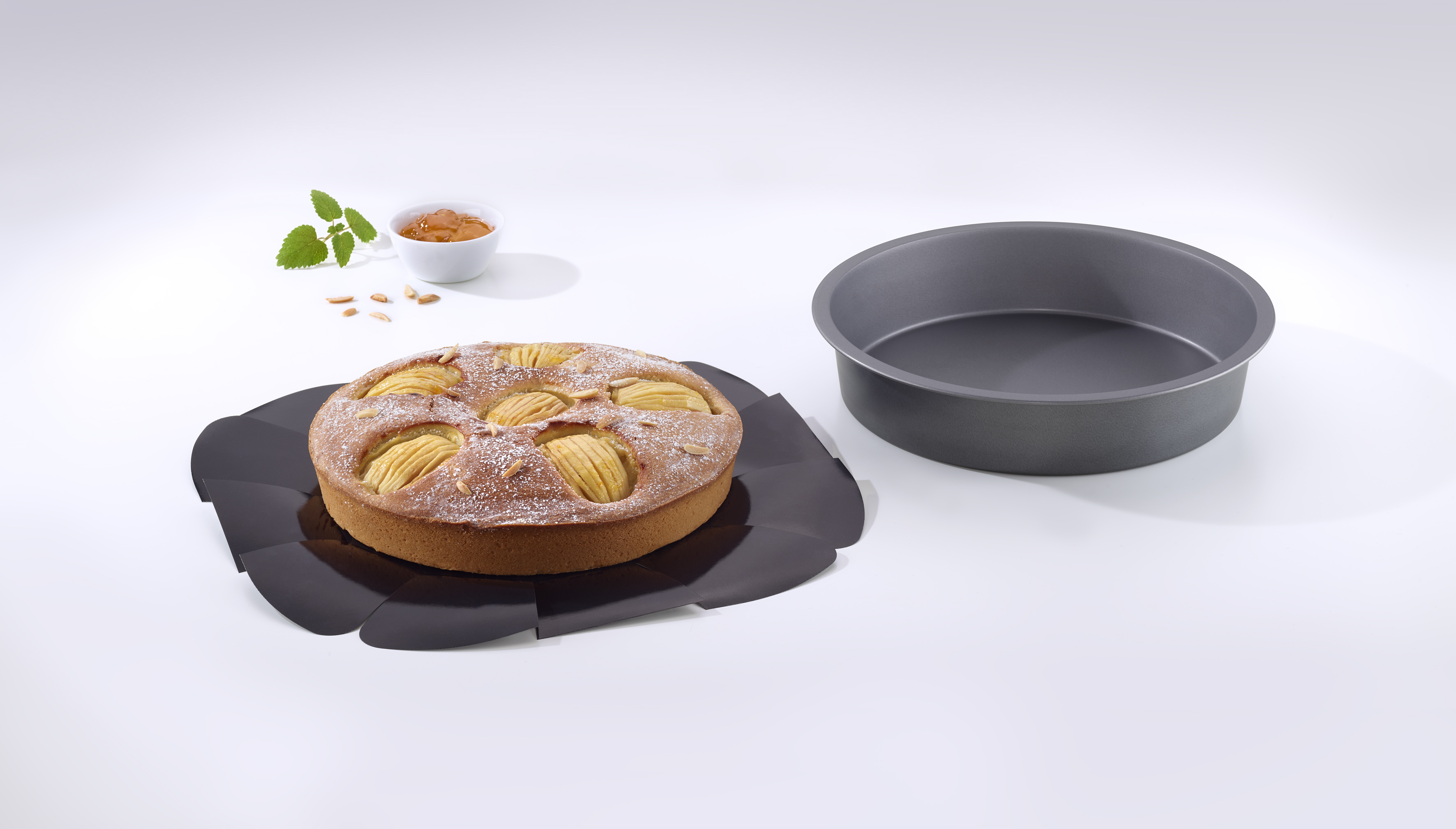 Cake Tin Liner Round- 20cm